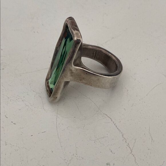 UNO de 50 Crystal Statement Ring - Picture 4 of 6